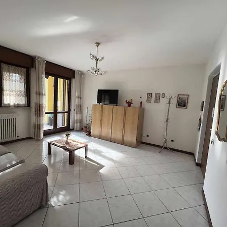 Appartement Trilocale Con Giardino Niguarda Milaan